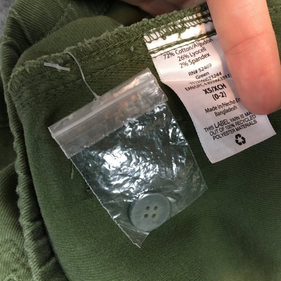 Time Tru Pants 0 2 XS Olive Green Solid Mid Rise Pull On Cuffed Crop Loose Army - Picture 10 of 14